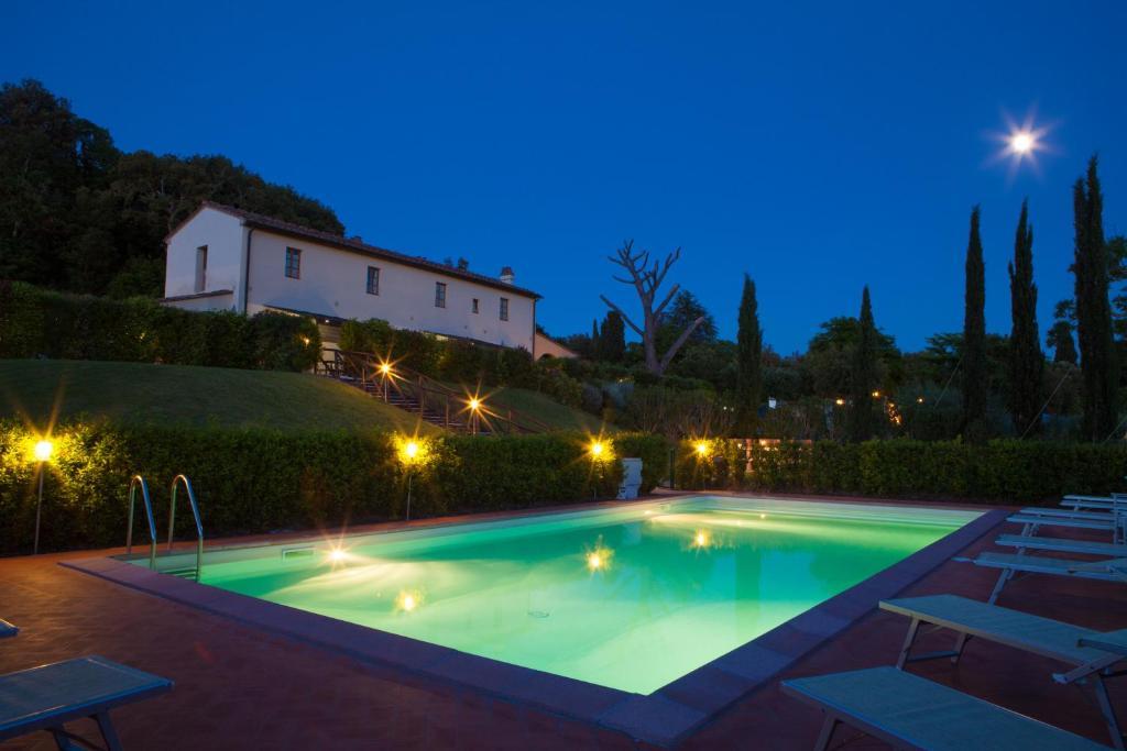 Casa Vacanze "Casale Al Pino" Riparbella Luaran gambar
