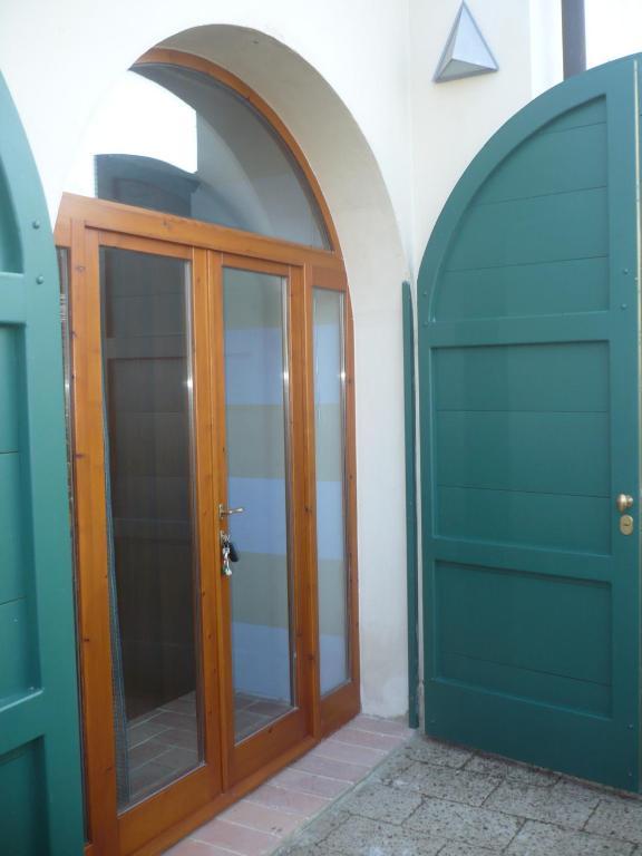 Casa Vacanze "Casale Al Pino" Riparbella Bilik gambar